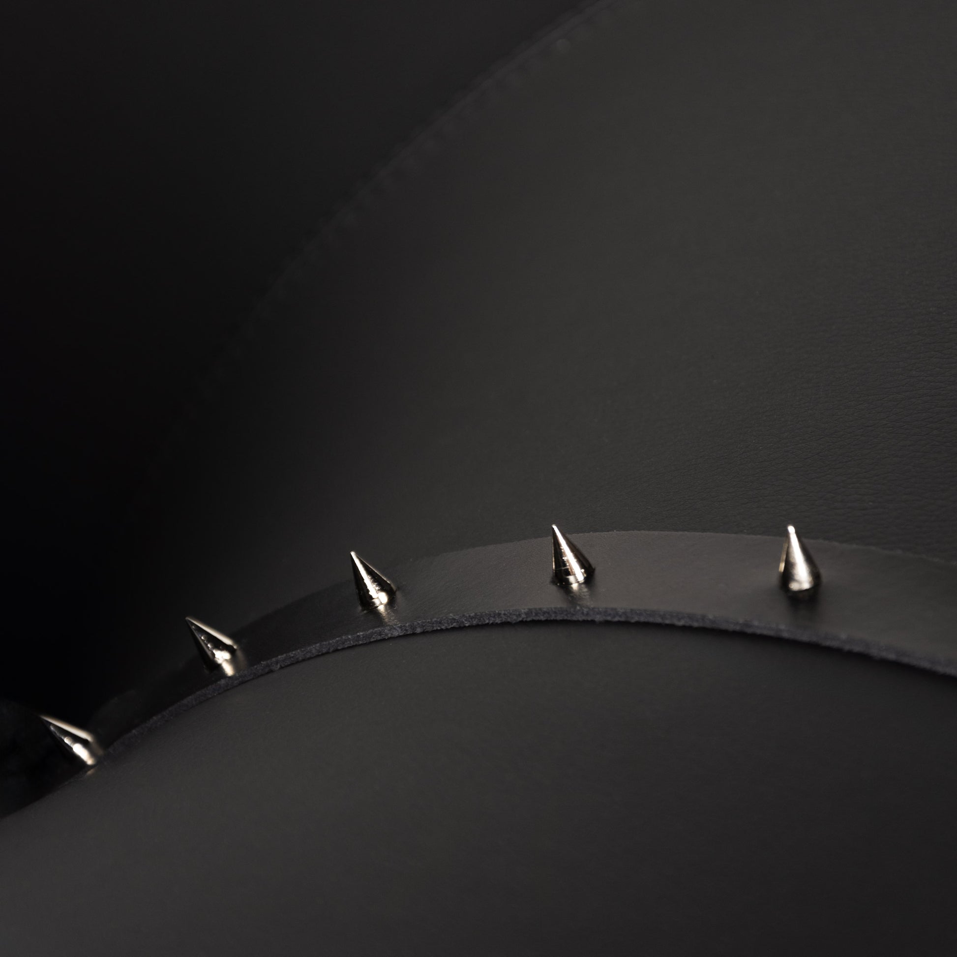 Pouf Domina -pelle o ecopelle-